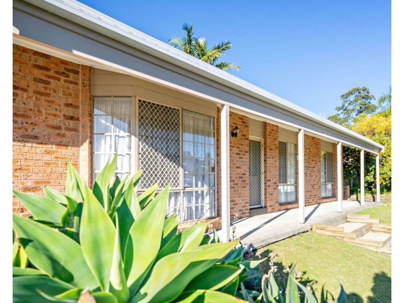 4 Burrawong Crescent, Taree NSW 2430