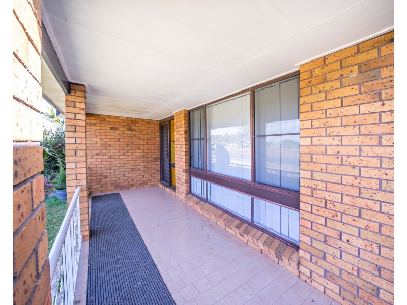5 Bushland Drive, Taree NSW 2430