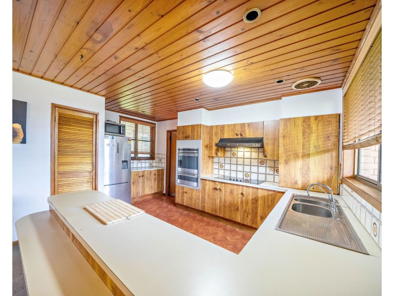 1 Telopea Drive, Taree NSW 2430