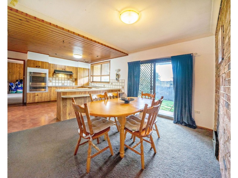 1 Telopea Drive, Taree NSW 2430