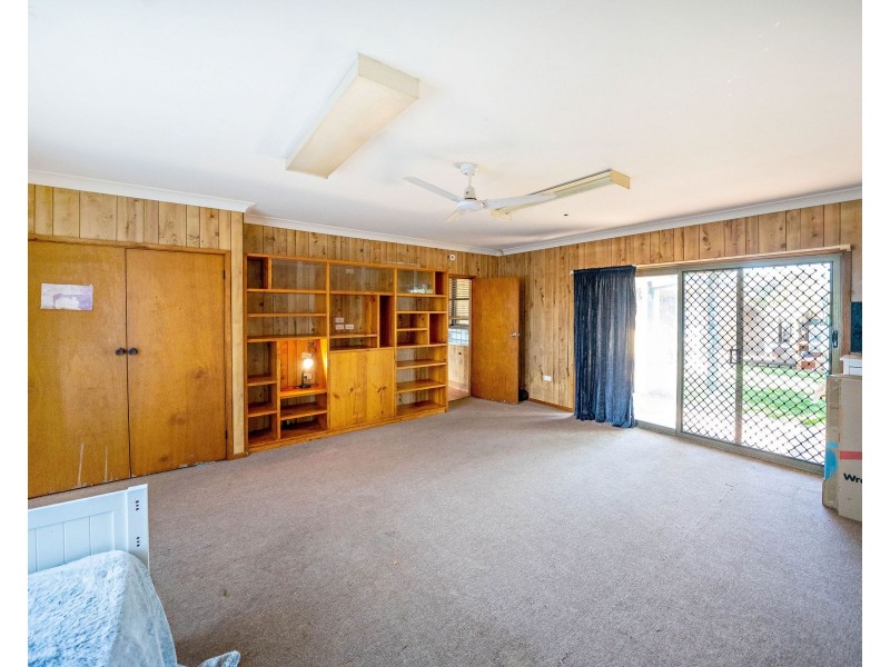 1 Telopea Drive, Taree NSW 2430