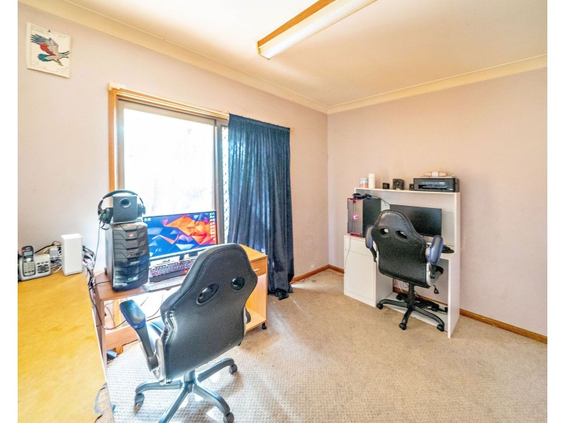 1 Telopea Drive, Taree NSW 2430