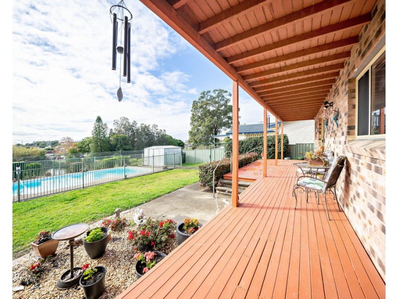 8 Palanas Drive, Taree NSW 2430