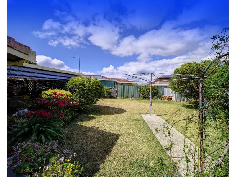 16 Anita Close, Taree NSW 2430
