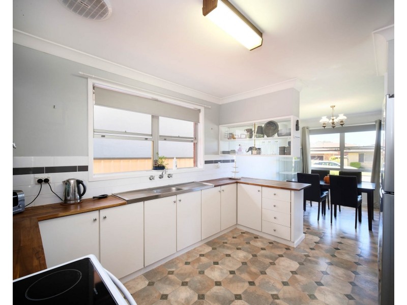 24 Park Avenue, Cundletown NSW 2430