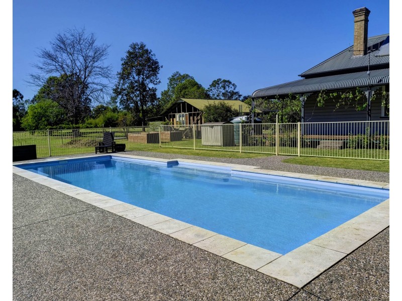 69 North Queen Street, Wingham NSW 2429