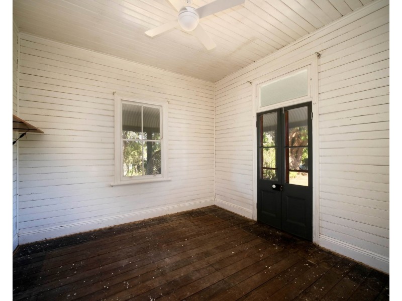 69 North Queen Street, Wingham NSW 2429