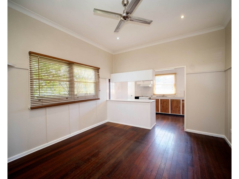 111 COMMERCE STREET, Taree NSW 2430