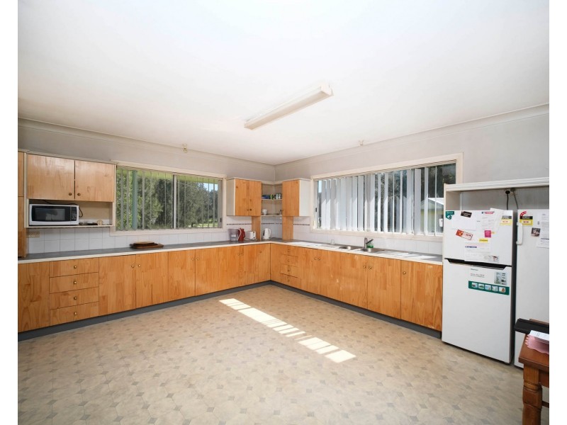 169 Cowans Lane, Oxley Island NSW 2430