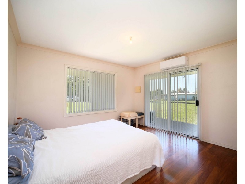 169 Cowans Lane, Oxley Island NSW 2430