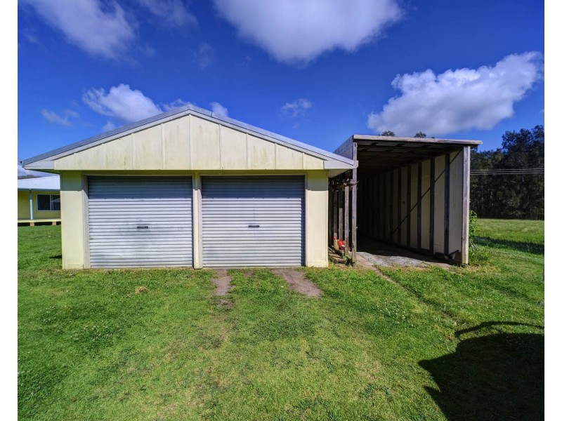 169 Cowans Lane, Oxley Island NSW 2430