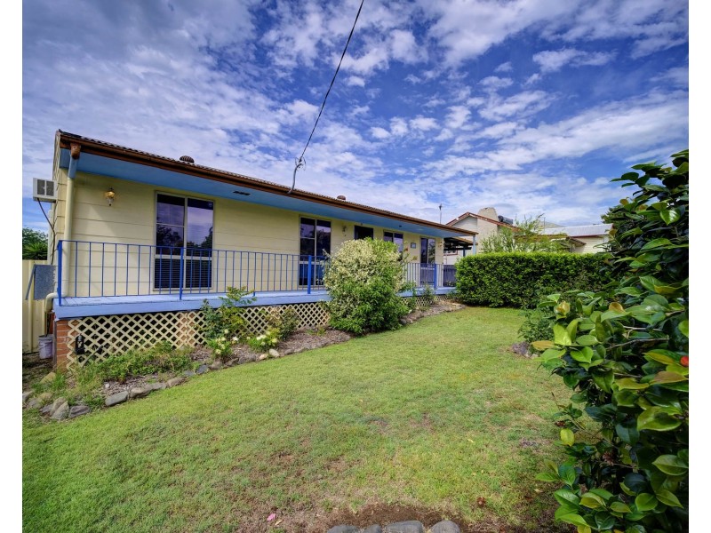32 Murray Road, Wingham NSW 2429