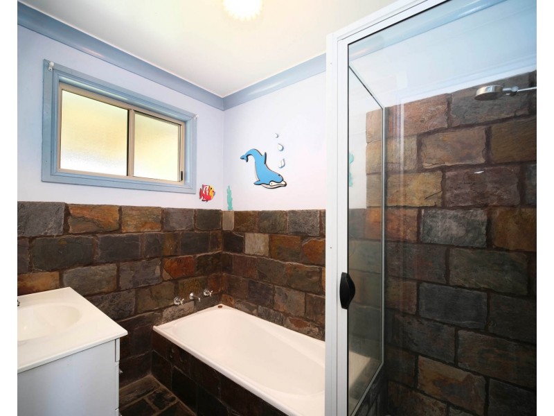 32 Murray Road, Wingham NSW 2429