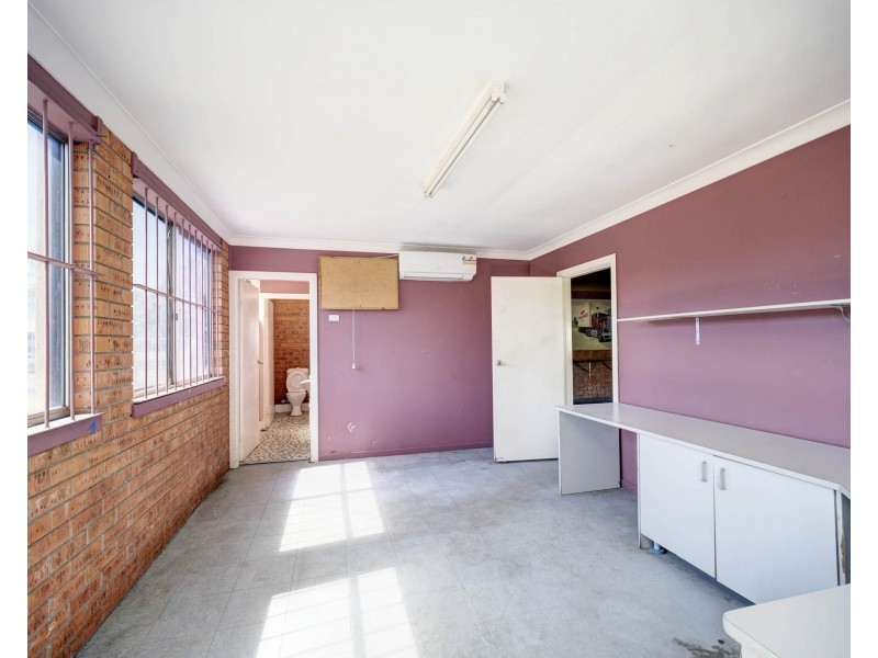6 Bent Street, Taree NSW 2430