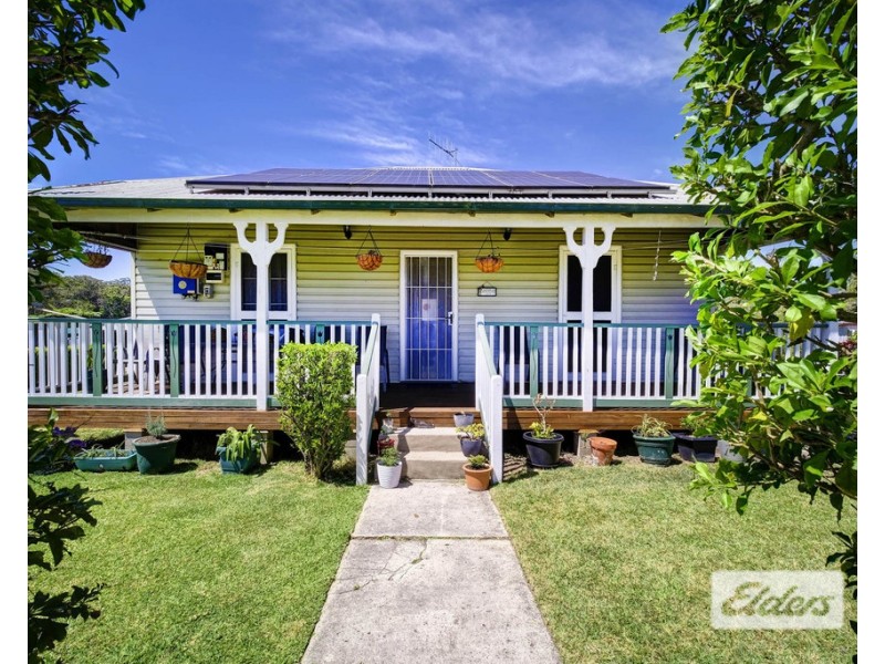 11 Surbiton Place, Mitchells Island NSW 2430