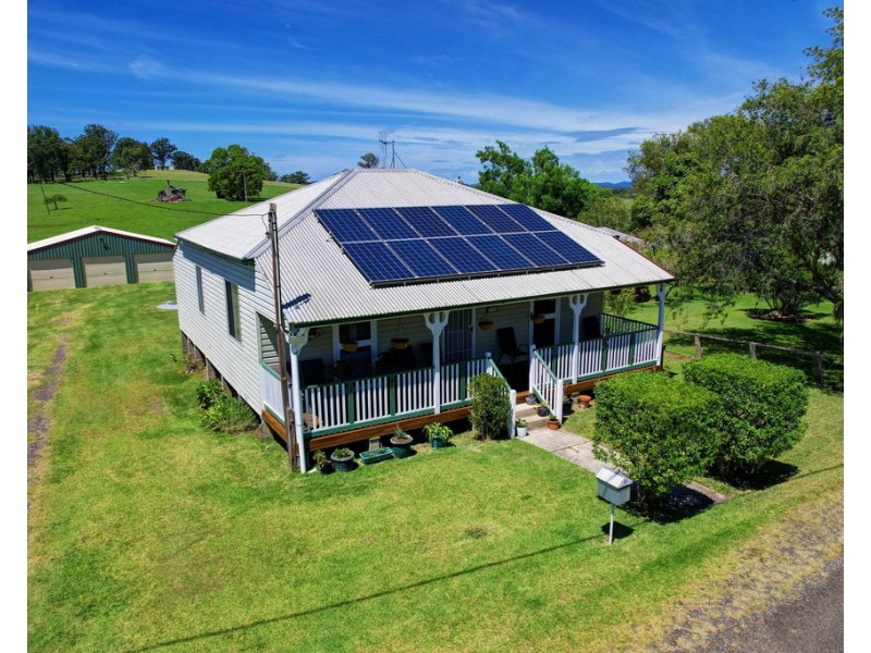 11 Surbiton Place, Mitchells Island NSW 2430