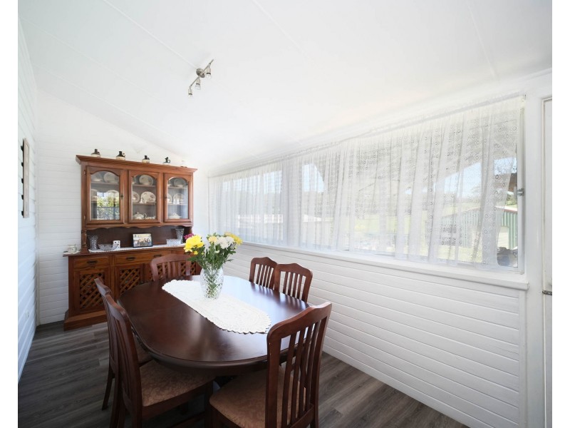 11 Surbiton Place, Mitchells Island NSW 2430