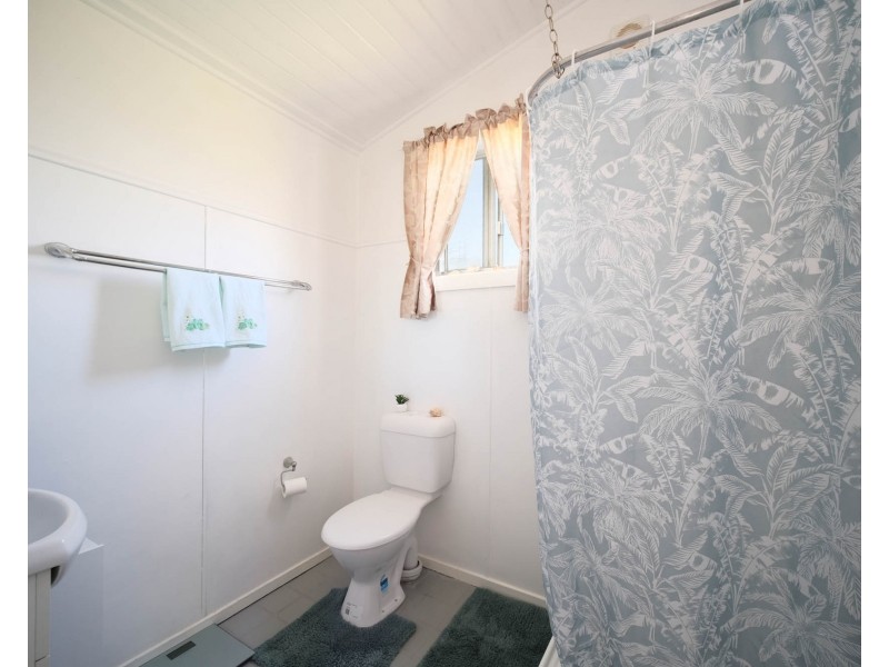 11 Surbiton Place, Mitchells Island NSW 2430