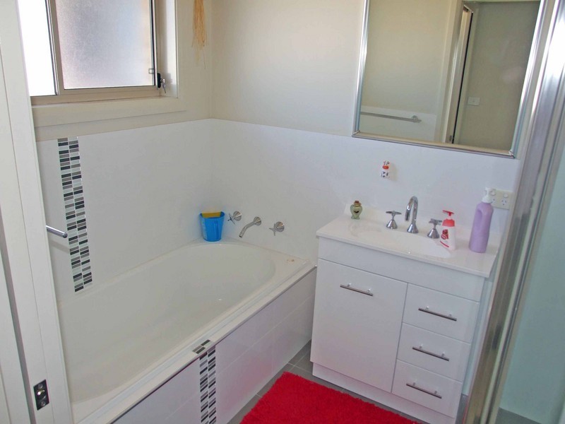 9 Bluehaven Drive, Old Bar NSW 2430