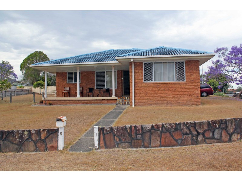 5 Kundibakh Close, Wingham NSW 2429