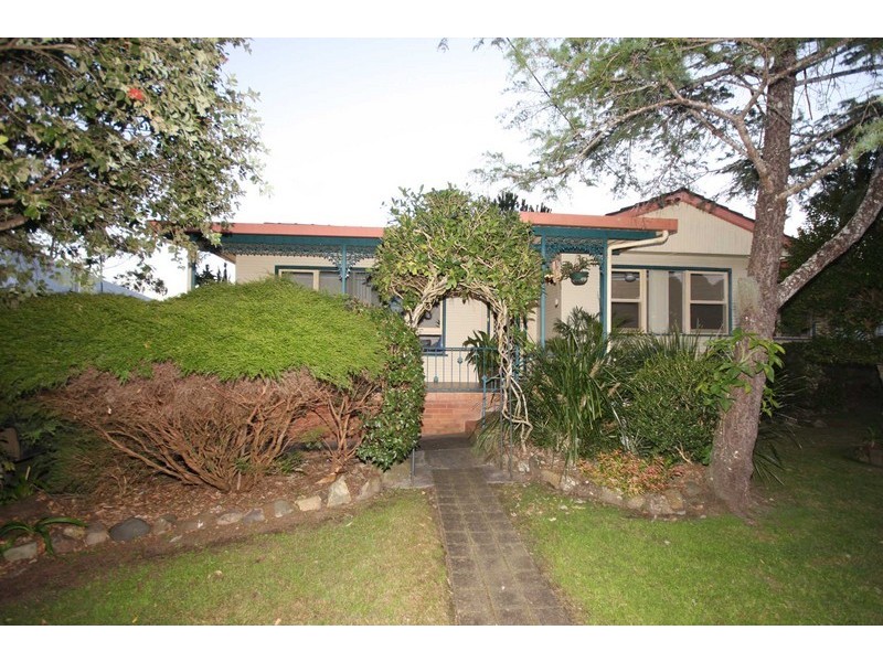 6 Bruntnell Street, Taree NSW 2430