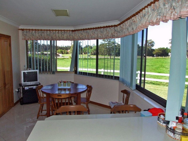 2 Phillip Close, Taree NSW 2430