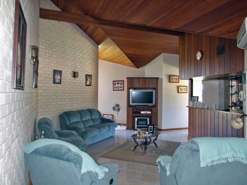 2 Phillip Close, Taree NSW 2430