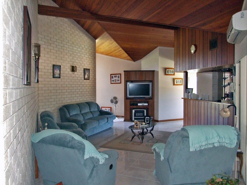 2 Phillip Close, Taree NSW 2430