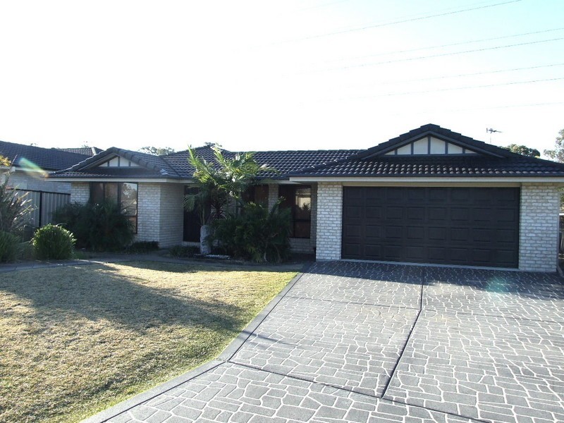 17 Melaluca, Taree NSW 2430