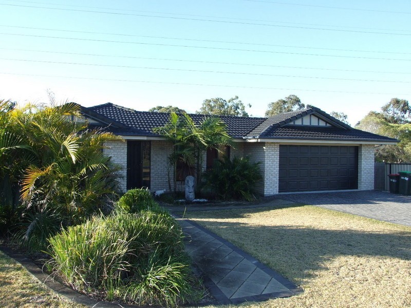 17 Melaluca, Taree NSW 2430