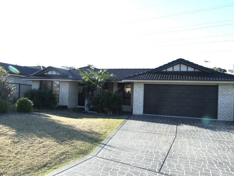 17 Melaluca, Taree NSW 2430