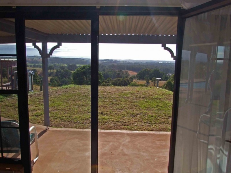 111 Bunyarra Place, Hillville NSW 2430