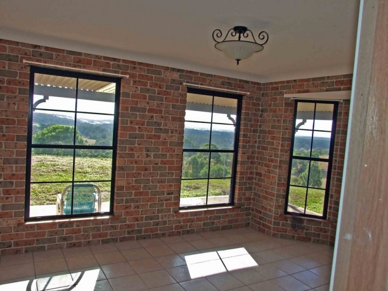 111 Bunyarra Place, Hillville NSW 2430