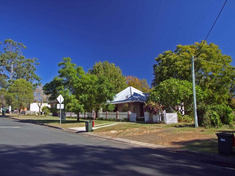 16 Manchester Street, Tinonee NSW 2430