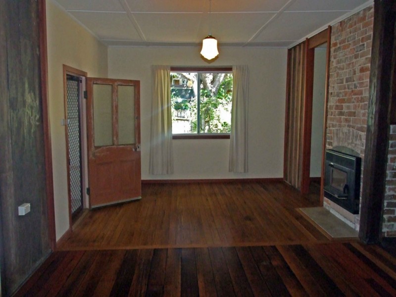 16 Manchester Street, Tinonee NSW 2430