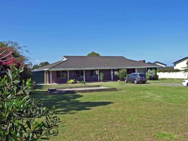 95 Old Bar Road, Old Bar NSW 2430