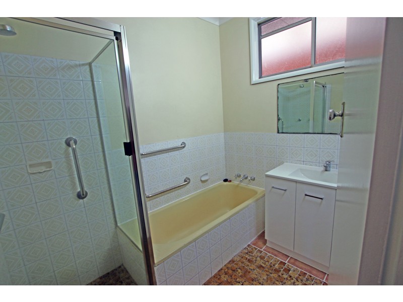 107 Commerce Street, Taree NSW 2430