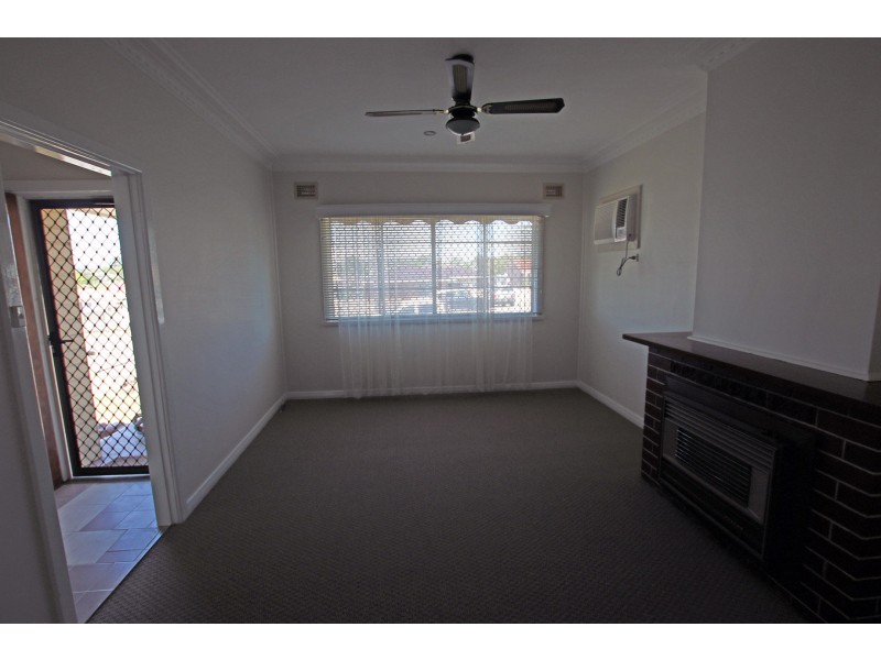 107 Commerce Street, Taree NSW 2430