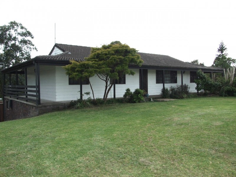 12  Kiwarrak Drive, Rainbow Flat NSW 2430