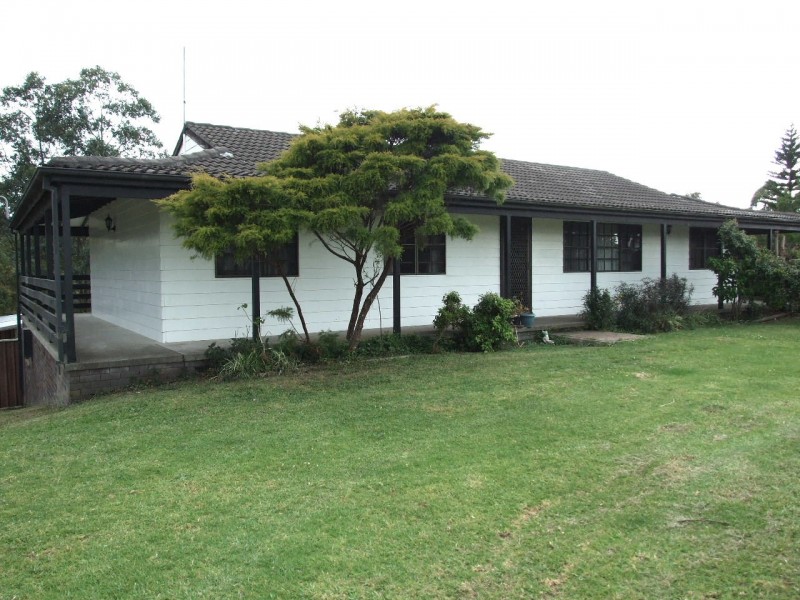 12  Kiwarrak Drive, Rainbow Flat NSW 2430