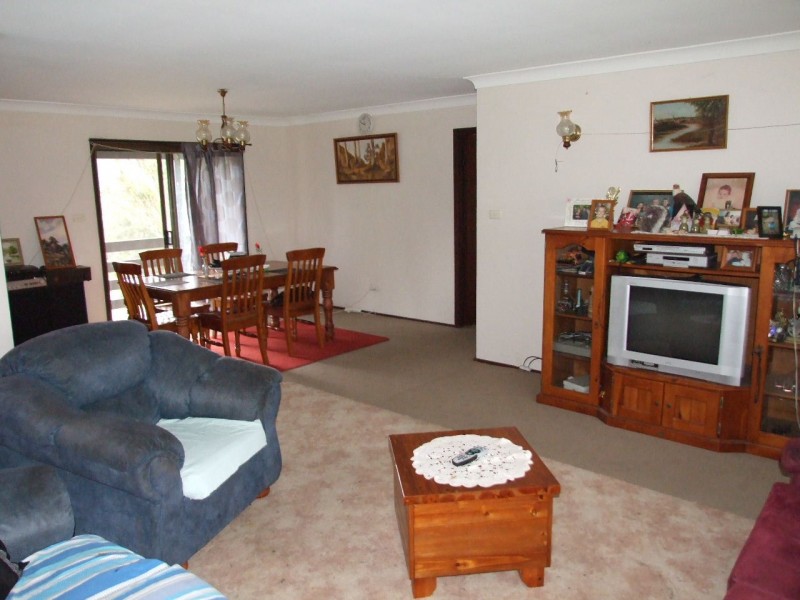 12  Kiwarrak Drive, Rainbow Flat NSW 2430