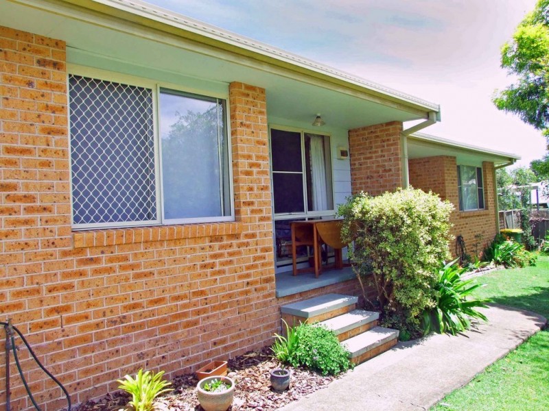 2/261 Victoria Street, Taree NSW 2430