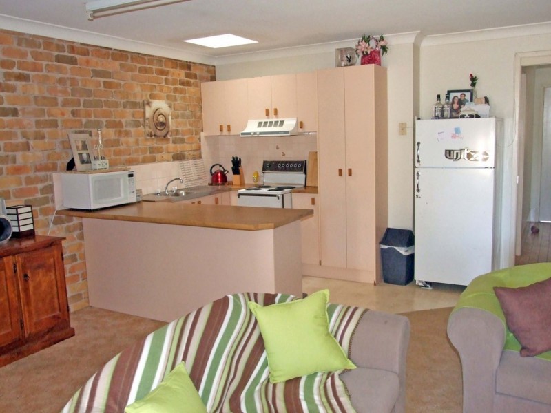 2/261 Victoria Street, Taree NSW 2430