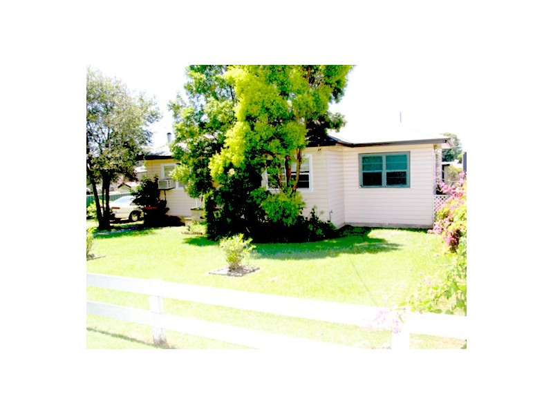 37 Bruntnell Street, Taree NSW 2430