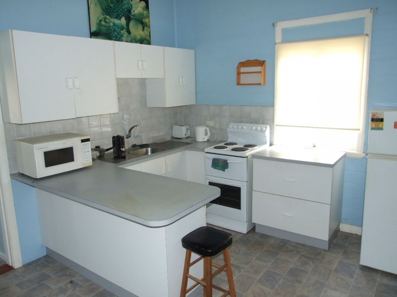 18 Albert Lane, Taree NSW 2430