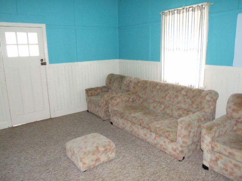 18 Albert Lane, Taree NSW 2430