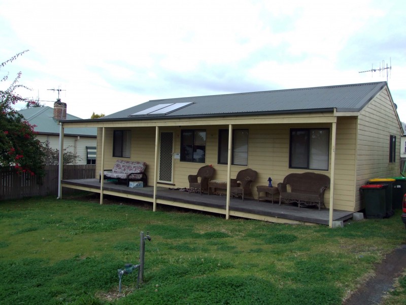 20 William Street, Wingham NSW 2429