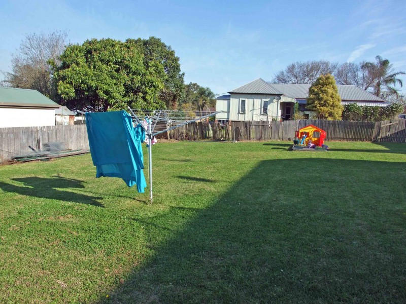 20 William Street, Wingham NSW 2429