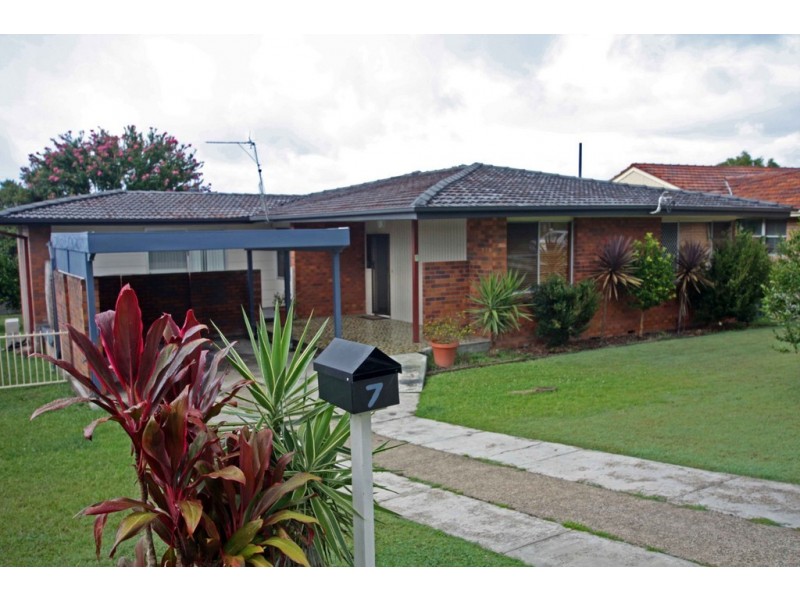 7 McLennan Street, Taree NSW 2430