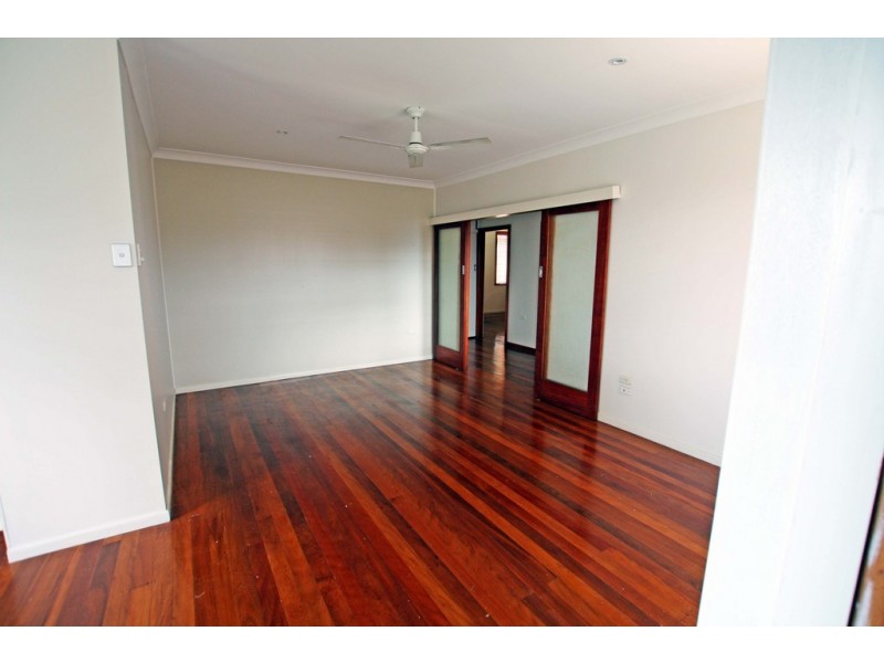 7 McLennan Street, Taree NSW 2430